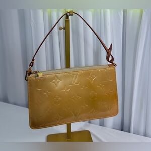 LOUIS VUITTON Vernis Pochette Acessories